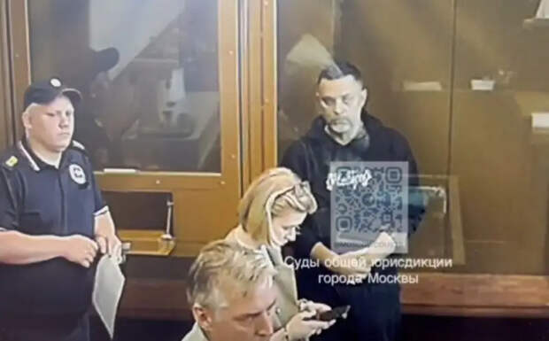 По данным СМИ, гендиректор «Уральских заводов» обеспечивал МВД зарубежными радиостанциями вместо российских
