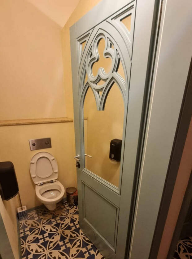 показалось