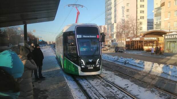 В Челябинской области детей выкинули из трамвая с тысячной купюрой