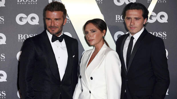 Модель Агапиу заявил, что Виктория Бекхэм вела себя неподобающе на свадьбе сына