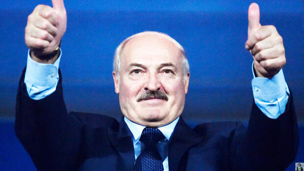 Александр Григорьевич Лукашенко - самый сильный лидер из стран СНГ, при всем уважении к Верховному главнокомандующему России.