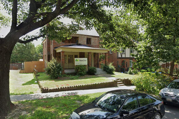 В США не смогли избавиться от «шпионского» дома напротив посольства России