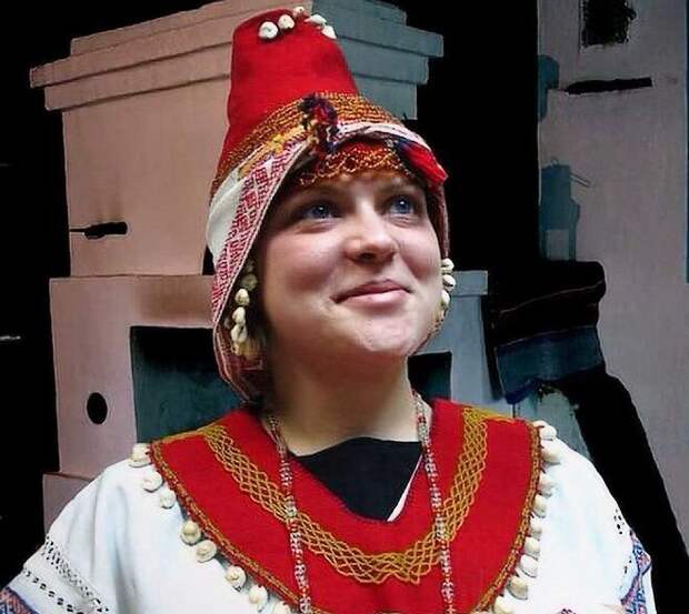 Вожанка в национальном костюме/ © culture.ru