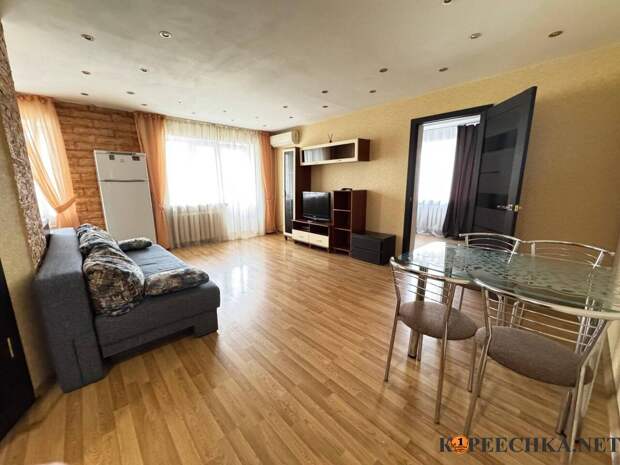 Сдается посуточно 2к.квартира 45кв.м пр.Ильича 2 в Донецке - 6 000 руб