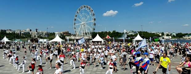 На Красной площади Чебоксар прошёл спортивный праздник в честь Дня защиты детей
