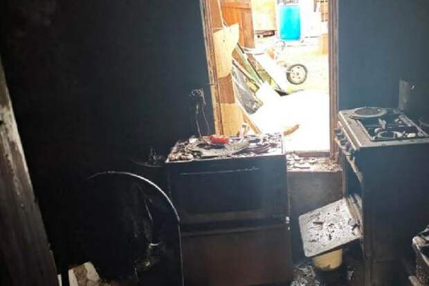 В Тамбовском округе загорелся дом