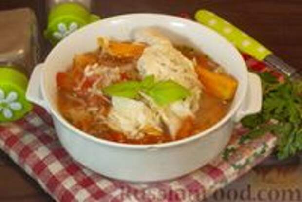Фото к рецепту: Куриный суп с капустой, рисом и помидорами