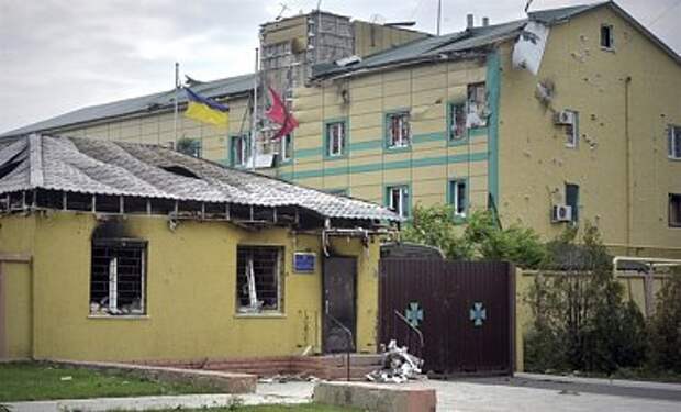 В Луганске продолжают гибнуть мирные жители - горсовет В Луганске продолжают гибнуть мирные жители - горсовет
