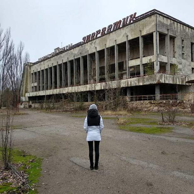 Конечно, днём, да ещё в составе группы, все эти руины выглядят весьма увлекательно Припять, Чернобыль, зона, туризм, чаэс, экстрим