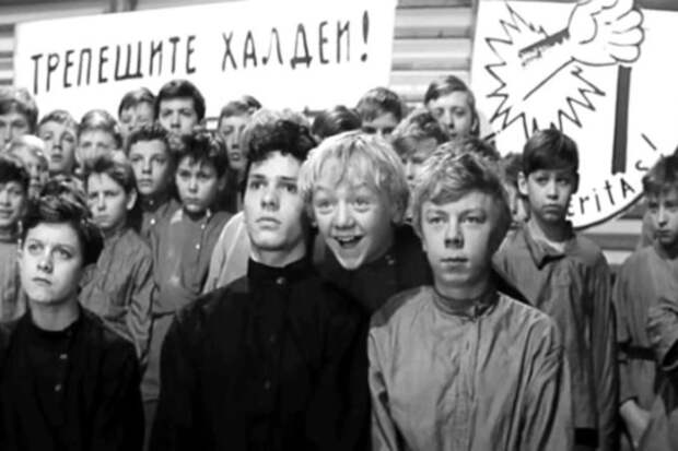 Ранняя слава, нищета и загадочная смерть Виктора Перевалова