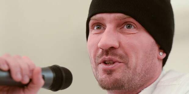 Роману Костомарову ампутировали кисти рук