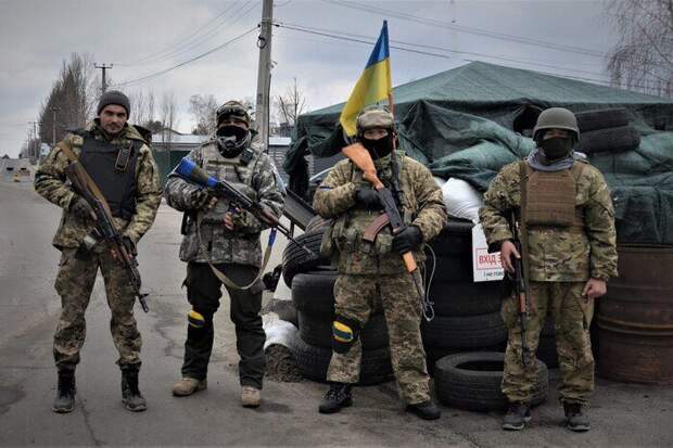 Шизофрения, когда домкомы (Швондеры и прочие Заукраинько) терроризировали соседей за свет в квартирах по ночам — стала историей.