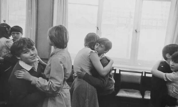 О романтике: решил вспомнить, где советские люди чаще всего свою любовь встречали