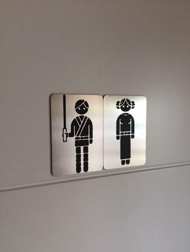 Никаких больше стандартных «Мэ» и «Жо» —  самые креативные туалетные знаки