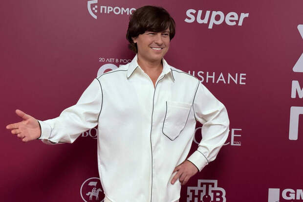 Прохор Шаляпин признался, что переживает за Волочкову после операции на ноге