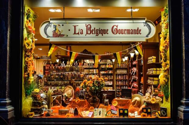 Магазин шоколада в Бельгии (https://clck.ru/aeymE)