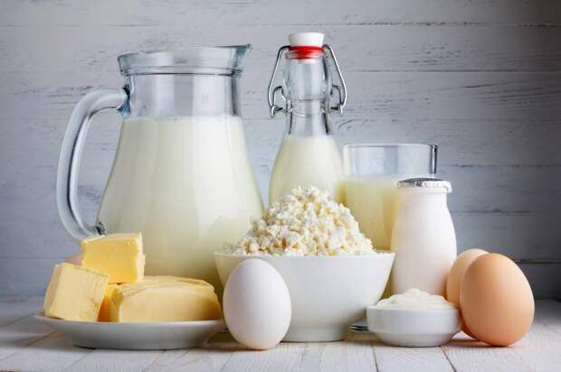 6 продуктов, которые помогают стать счастливее (и никаких сладостей)