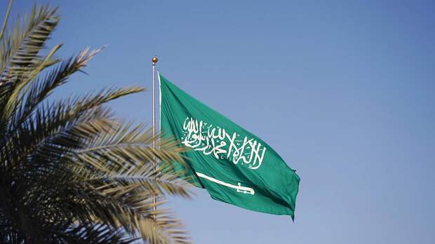 WSJ: Саудовская Аравия требует от США прекратить блокаду Ормузского пролива