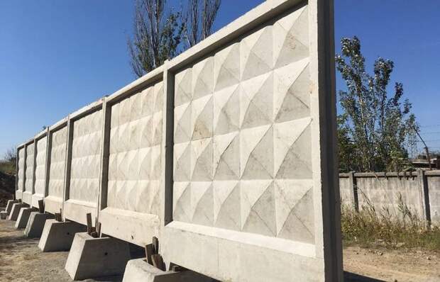 История появления известного советского забора «ромбиками»