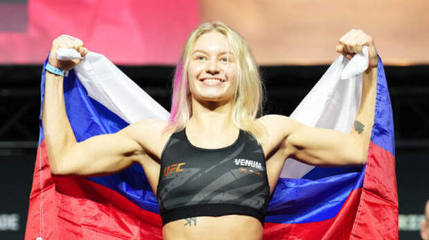 Дудакова победила в первом раунде на турнире Open FC и стала чемпионкой лиги