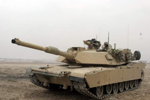 Антонов назвал возможную поставку Киеву танков Abrams вопиющей провокацией