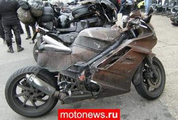 Honda VFR в исполнении Swamp Rat