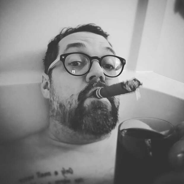 Пока жены дома нет можно все! Пока жены дома нет можно все!