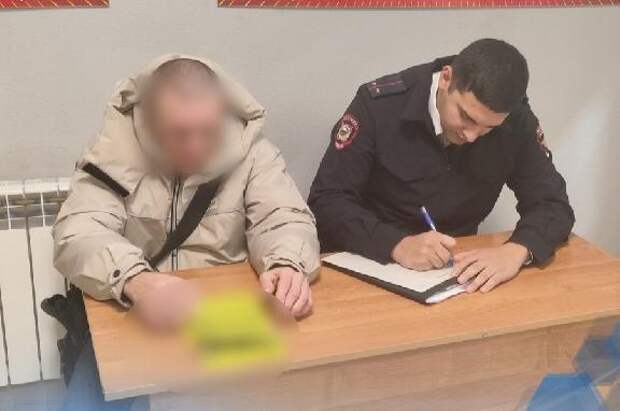 В центре Тамбова задержали расклейщика незаконных объявлений