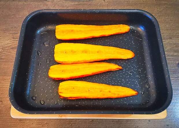 Запеченная морковь для салата