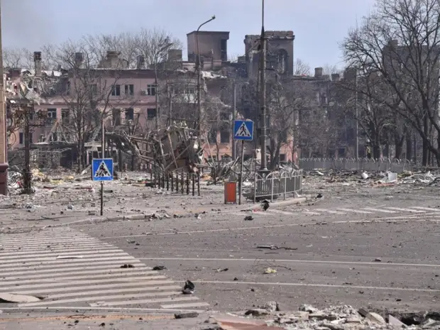 ВС РФ призвали наёмников и боевиков нацбатов в Мариуполе сложить оружие