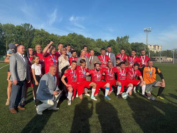 В Колпино состоялся XVIII благотворительный футбольный матч «От сердца к сердцу»