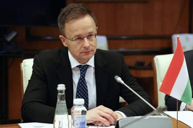 Сийярто опроверг утверждения Киева о неготовности «Дружбы» к работе