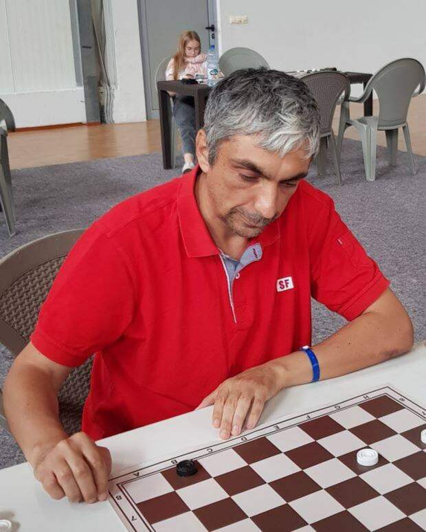 Тульский гроссмейстер Александр Гетманский завоевал серебро чемпионата России по шашкам