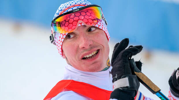 Путин поздравил паралимпийца Голубкова с золотой медалью в лыжных гонках