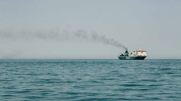 Еврокомиссия заявила о готовности Грузии прекратить обслуживание танкеров, связанных с Россией