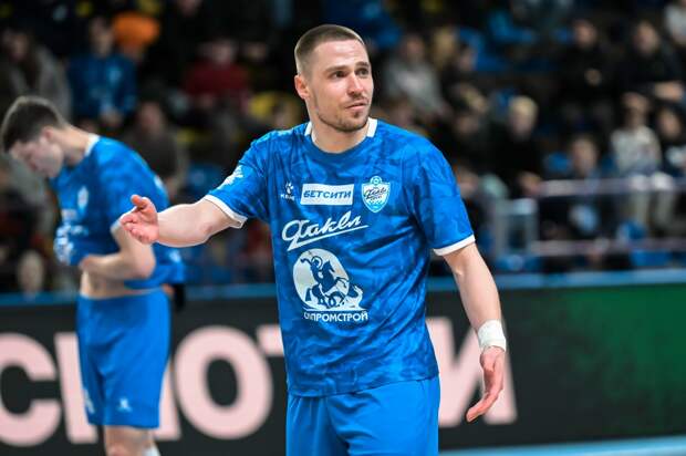 Сургутский «Факел» проиграл аутсайдеру чемпионата России по футзалу