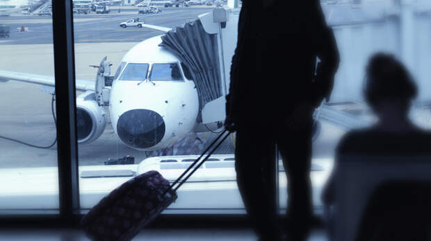 NYP: бездомные терроризируют туристов в аэропорту Нью-Йорка