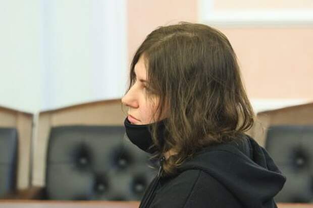 Лурье решила взыскать с Долиной судебные расходы