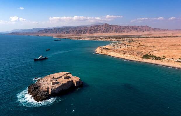 Нефть по $115 и танкеры в ловушке: Ормузский пролив парализовал мировые поставки