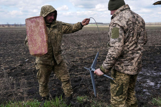 Бойцы "Востока" уничтожили четыре станции Starlink и 12 пунктов БПЛА