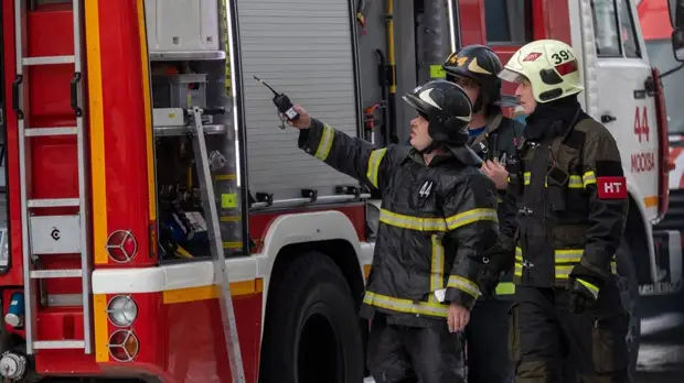 Площадь пожара на складе в Химках увеличилась до 2,8 тысячи квадратных метров