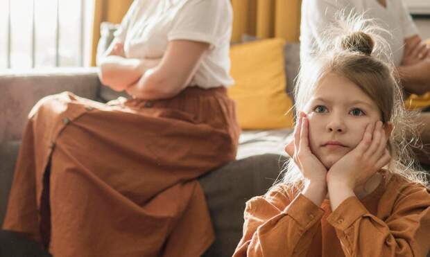 Со скольки лет ребенок выбирает родителя при разводе