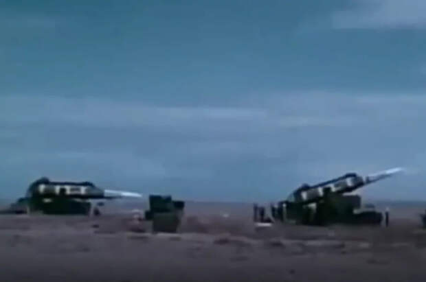 Макгрегор заявил, что у США и Израиля закончились ракеты