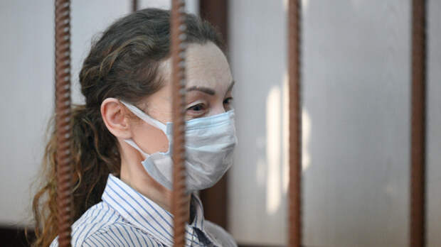 Суд ужесточил наказание фигурантке дела о мошенничестве с квартирой Долиной