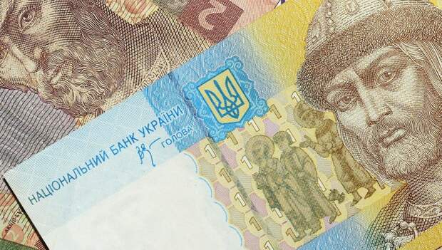 Национальный банк Украины обесценил гривну на 25%
