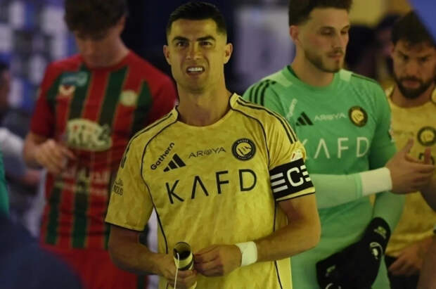 Роналду стало плохо во время матча