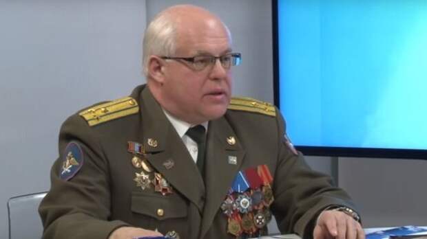 Офицер-ракетчик Хатылев в два счета разоблачил хитрость США с гиперзвуком