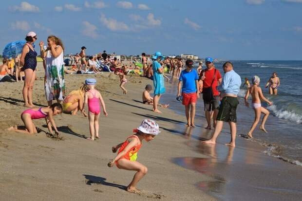 Сколько пляжей откроют в Крыму к 1 июня