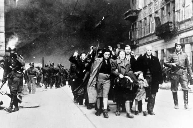Георгий Зотов: Правда ли немцы при Гитлере не знали о концлагерях?