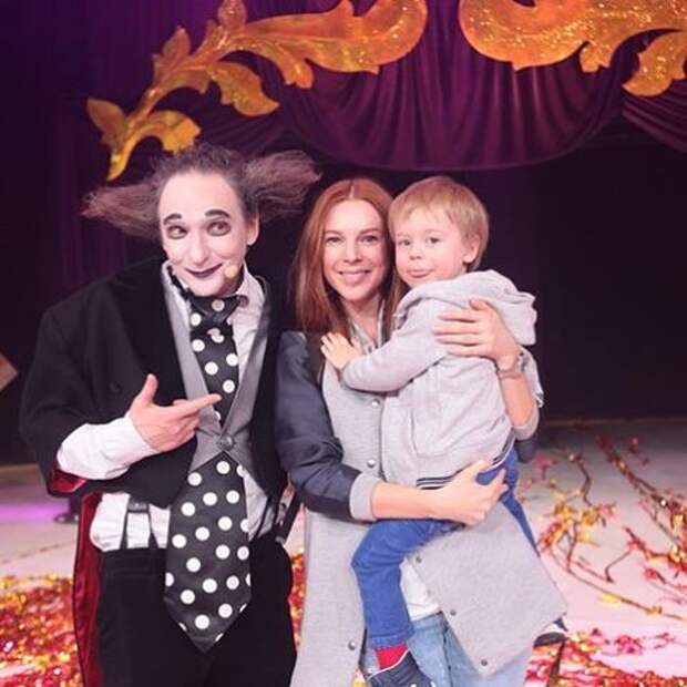 Наталья Подольская сводила сына в цирк